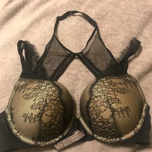 Victoria Secret very sexy push up halter top bra